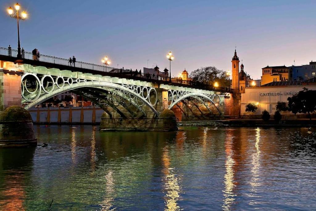 Gb Apartamento Corazon De Sevilla Goyeneta St Buitenkant foto